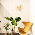 ホームステイ Coliving Compostela *