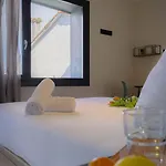 ホームステイ Coliving Compostela