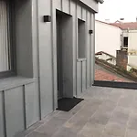 ホームステイ Coliving Compostela *