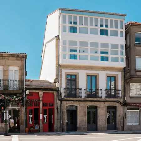 ホームステイ Coliving Compostela *