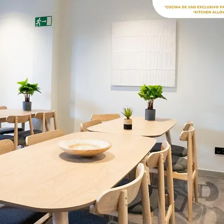 Coliving Compostela Pansiyon *