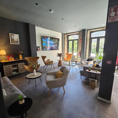 Coliving Compostela ホームステイ *